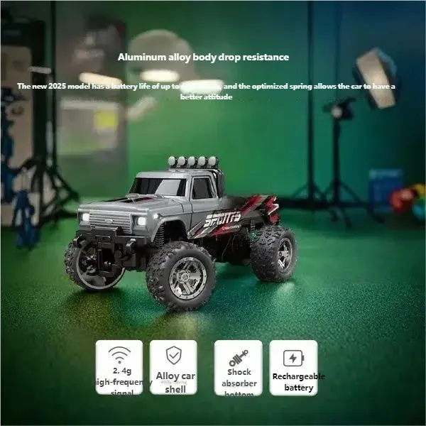 Mini alloy remote control jeep model can be controlled via APP smallstone